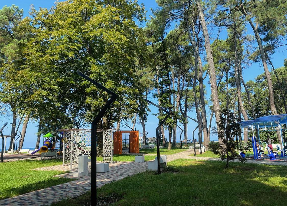 Guest House Kobuleti On Aghmashenebeli Buitenkant foto