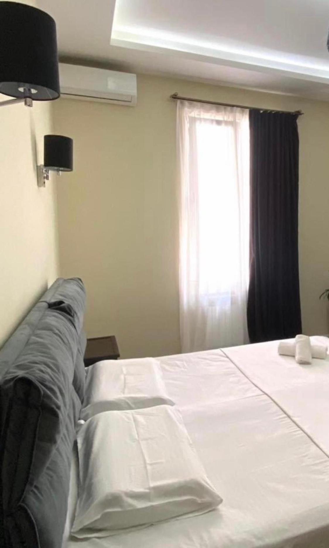 Guest House Kobuleti On Aghmashenebeli Buitenkant foto