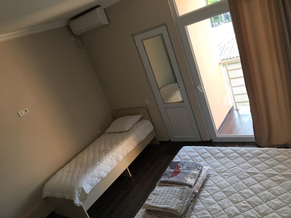 Guest House Kobuleti On Aghmashenebeli Buitenkant foto