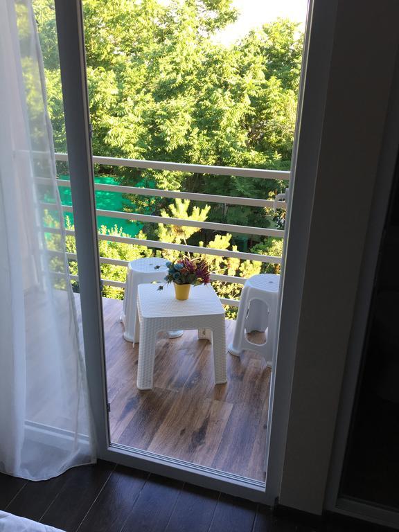 Guest House Kobuleti On Aghmashenebeli Buitenkant foto