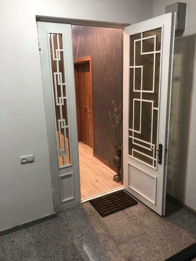 Guest House Kobuleti On Aghmashenebeli Buitenkant foto