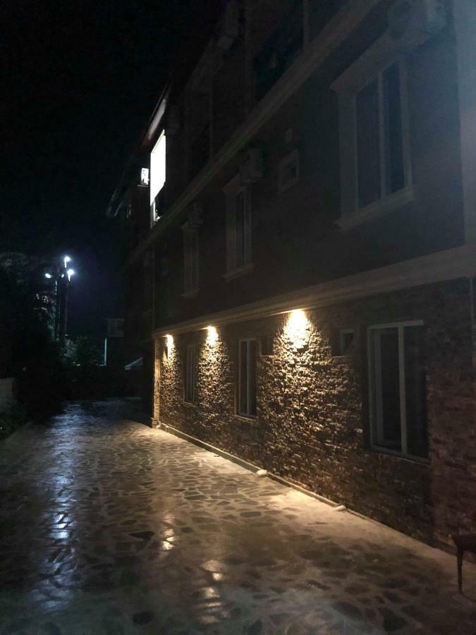 Guest House Kobuleti On Aghmashenebeli Buitenkant foto